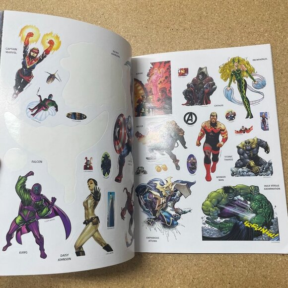 Marvel Ultimate Sticker Collection Good vs. Evil - over 1000 stickers - Picture 4 of 5